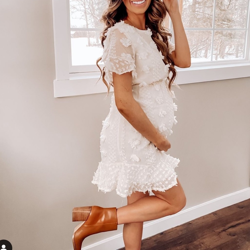 PinkBlush beautiful cream maternity dress!